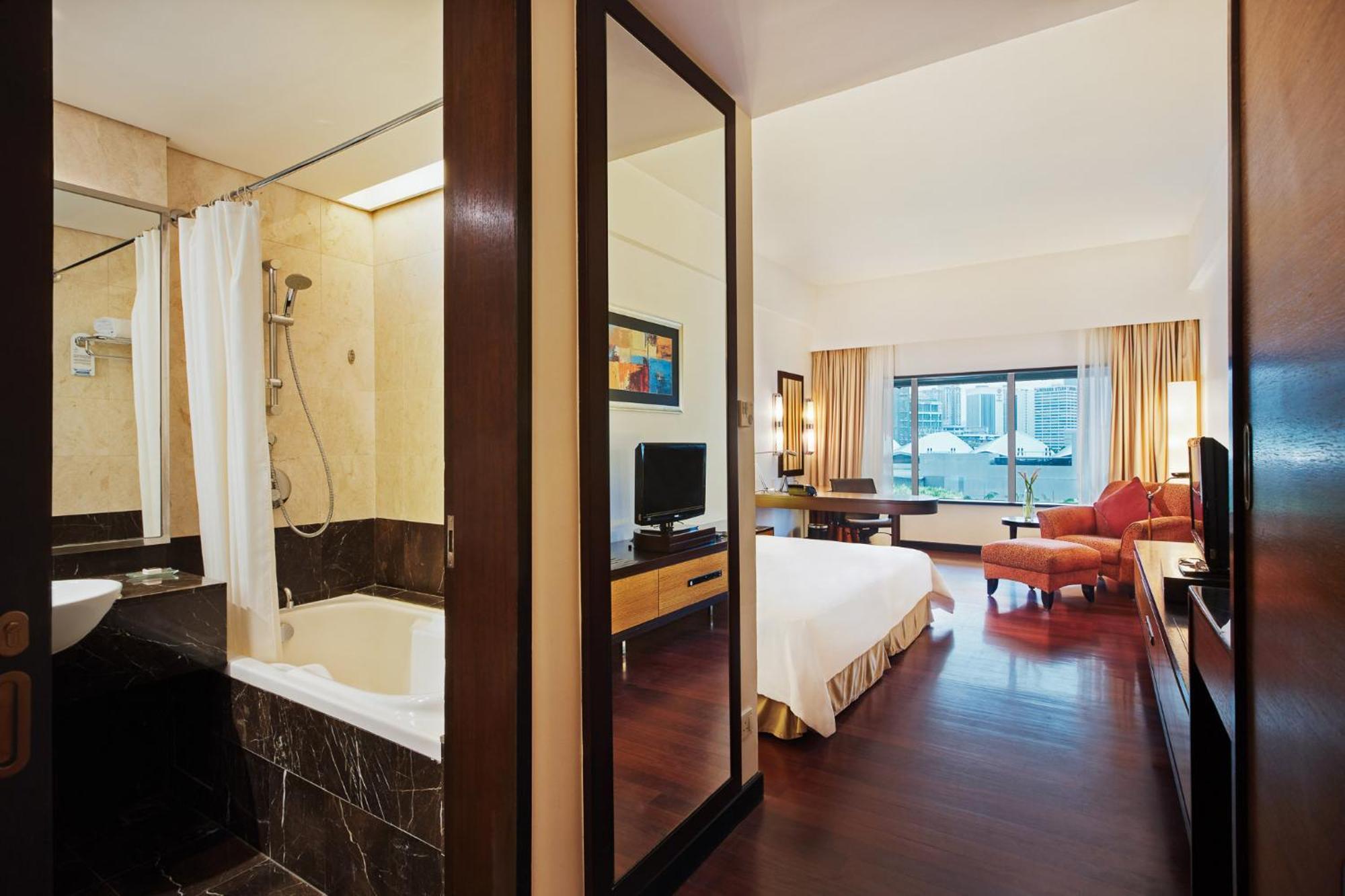 Hotel Impiana Klcc 4*